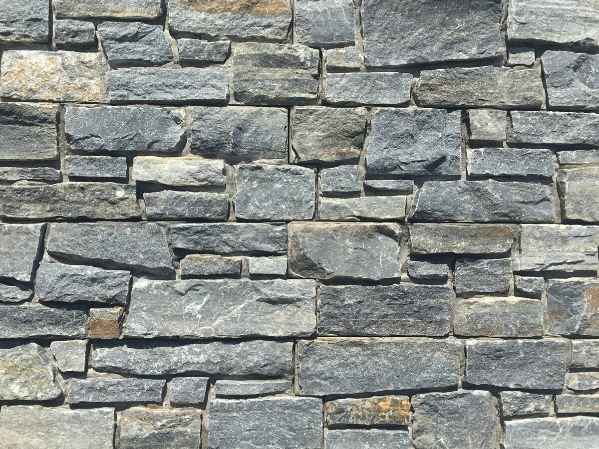 BLUESTONE - Kamień Elewacyjny Naturalny (Stone Panel System) - Pełna Krata