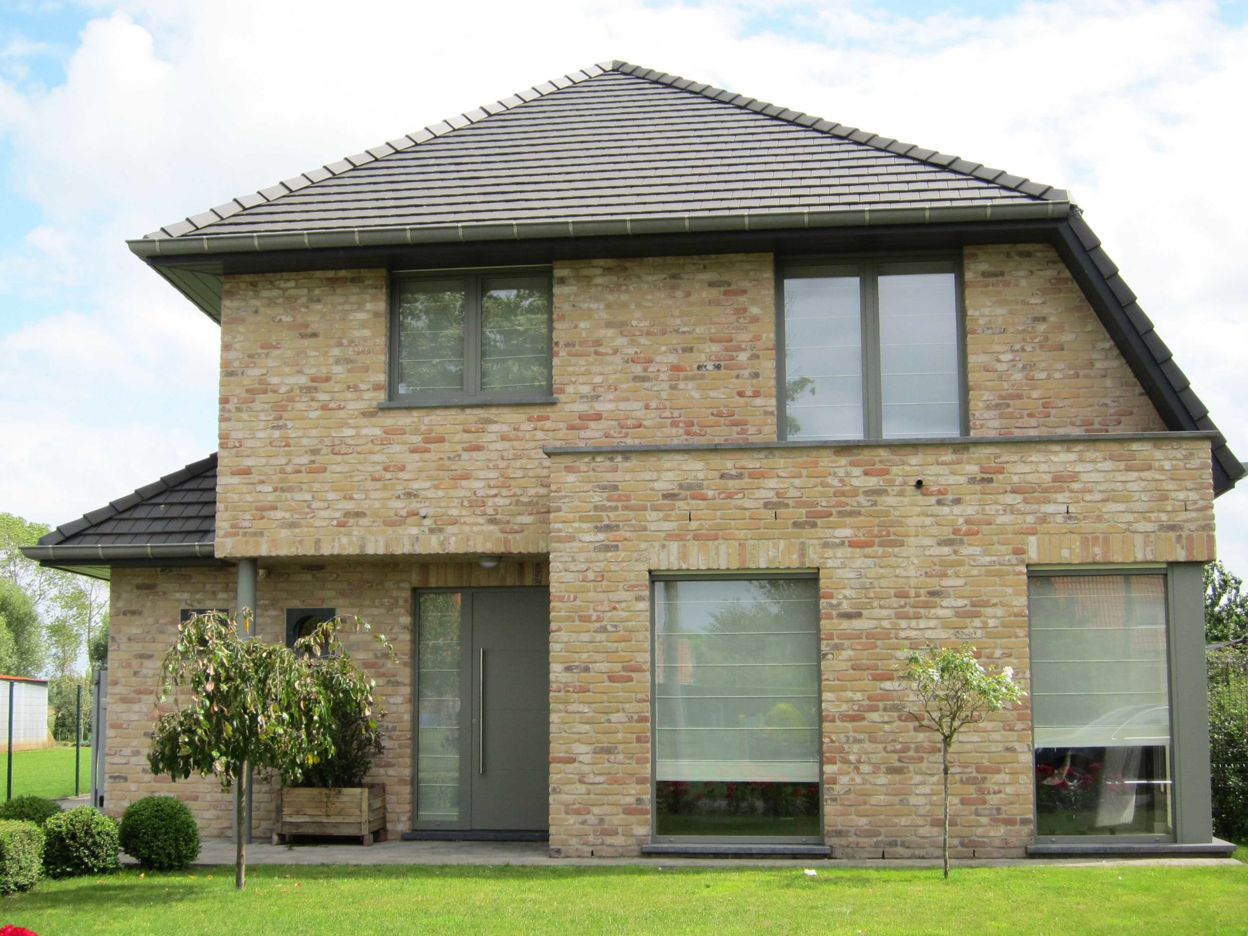 Damse Abdijmoef - Cegła ręcznie formowana