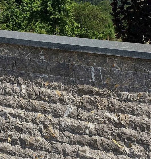 Anthrazit-Gold - Naturstein Fliesen (Volle Kiste)