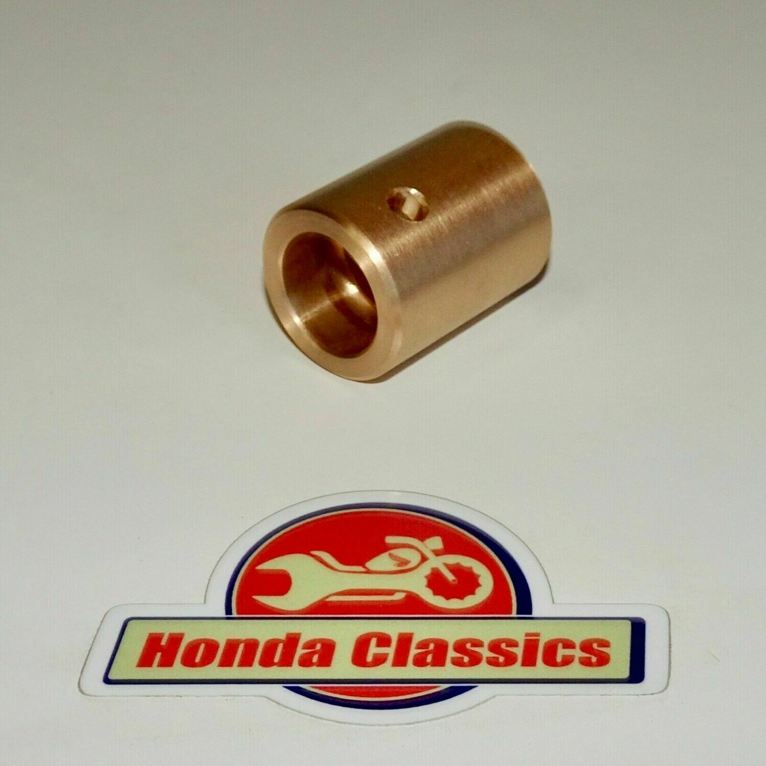 Kickstart Shaft Bush, R/H Engine Case - MIS063