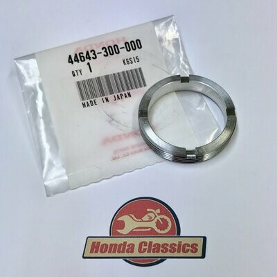 Wheel Hub Bearing Retainer Ring - 44643-300-000