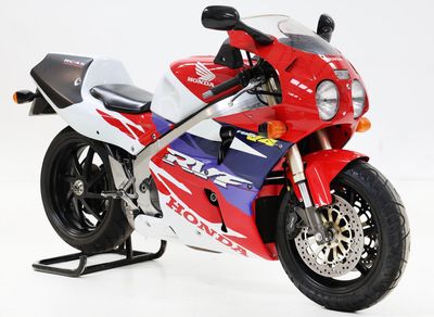 RVF750R (RC45)