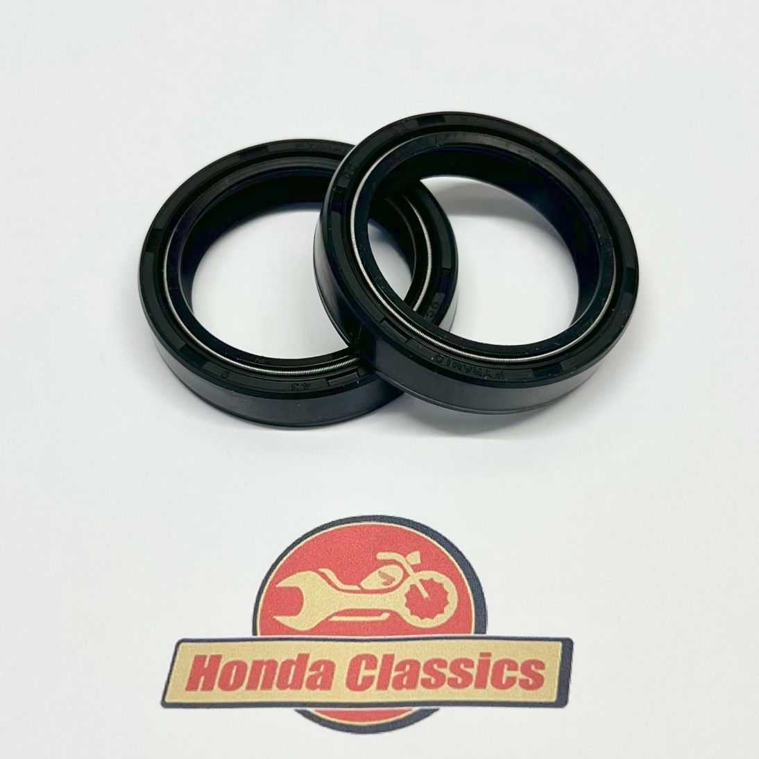 Front Fork Oil Seals, Pair. 91255-216-000P
