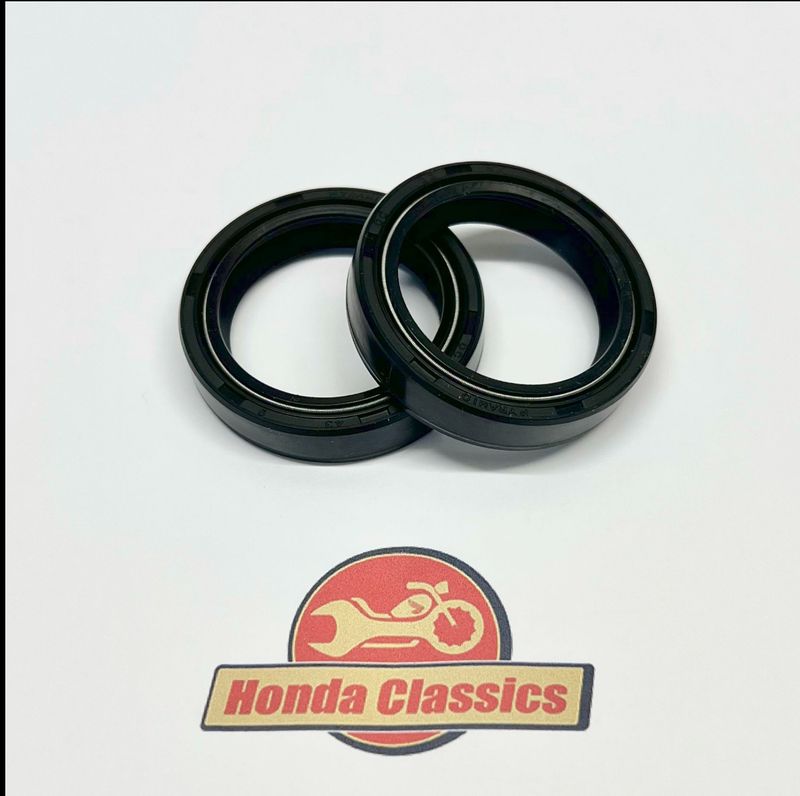 Front Fork Oil Seals, Pair. 91255-463-305P