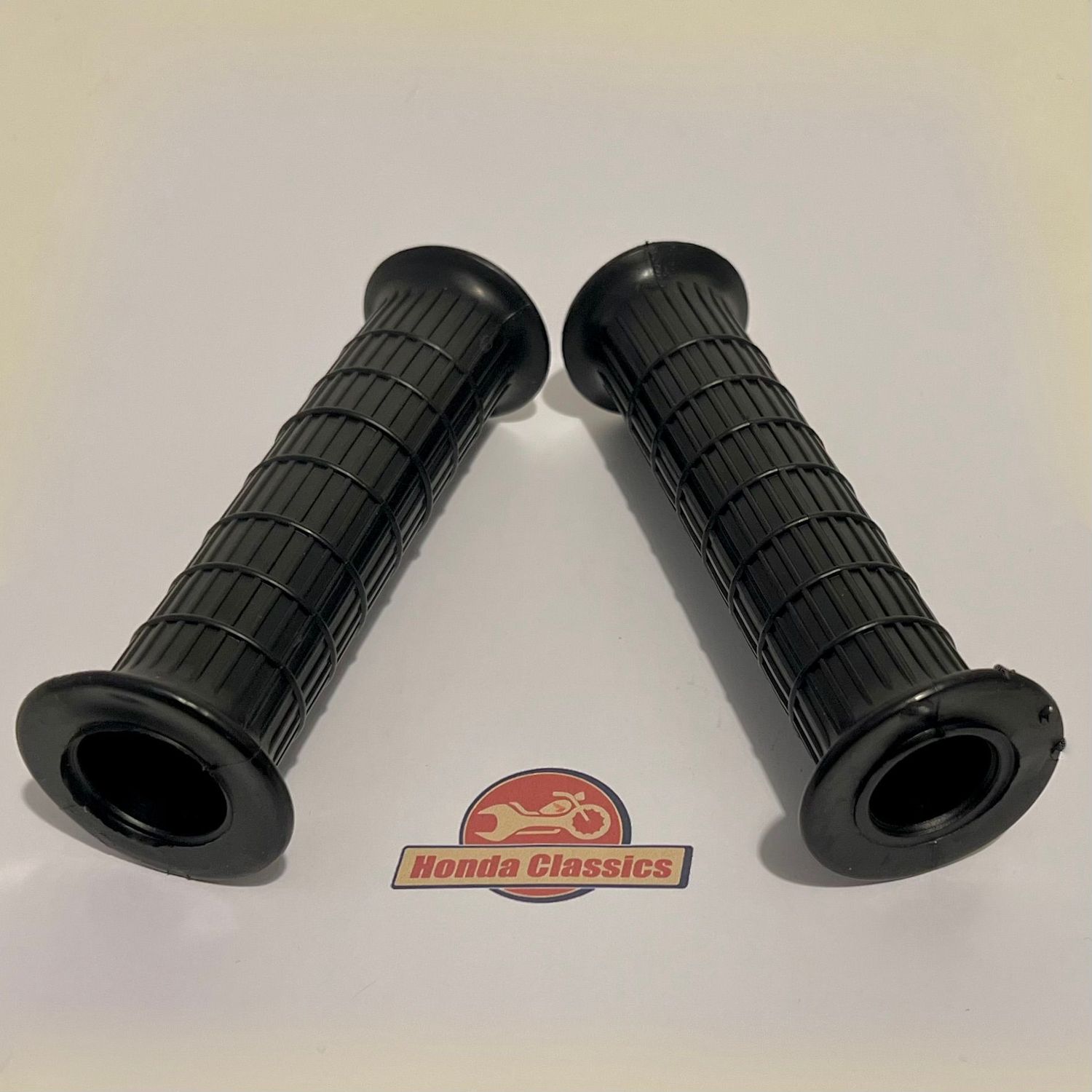 Handlebar Grips, Pair. 95011-14100/200