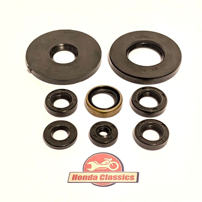 Engine & Gearbox Oil Seal Kit (8-piece) - KIT231