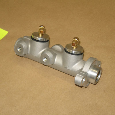 "Remote Fill" 1" Bore 4 Port Master Cyl.
