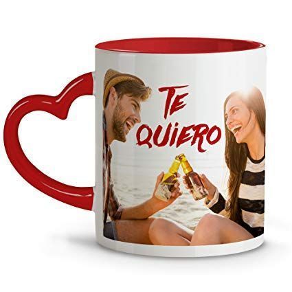 Taza con asa de corazón, personalizada.