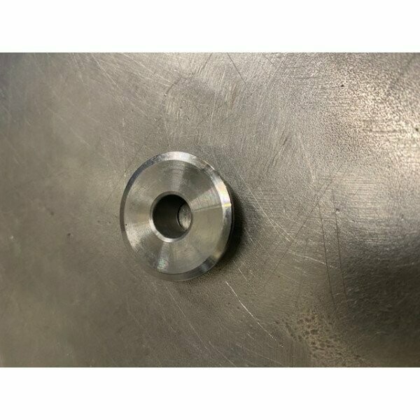 M104 retainer tuplajousille