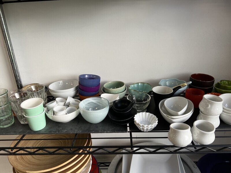 Dipping dishes