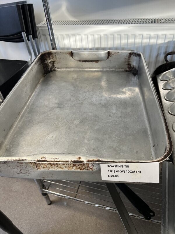 Roasting tin