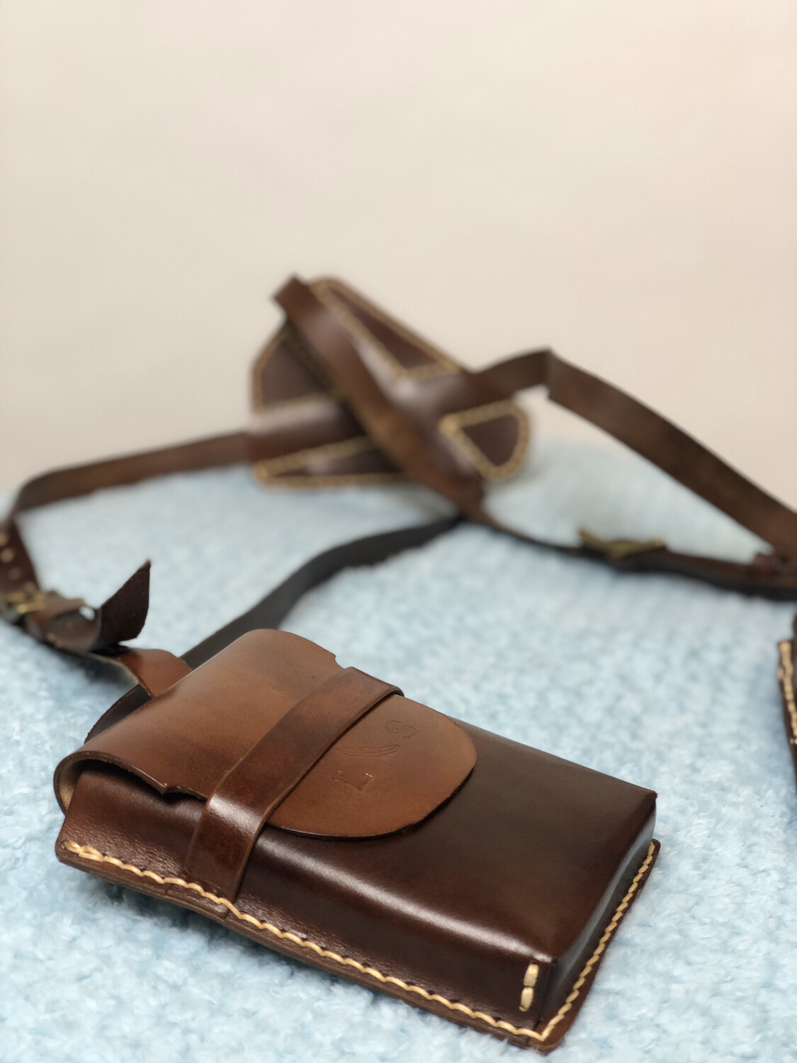 Double Crossover Shoulder Traveling Holster (In Stock)