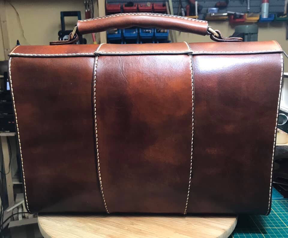 The Doc Satchel Bag (large)
