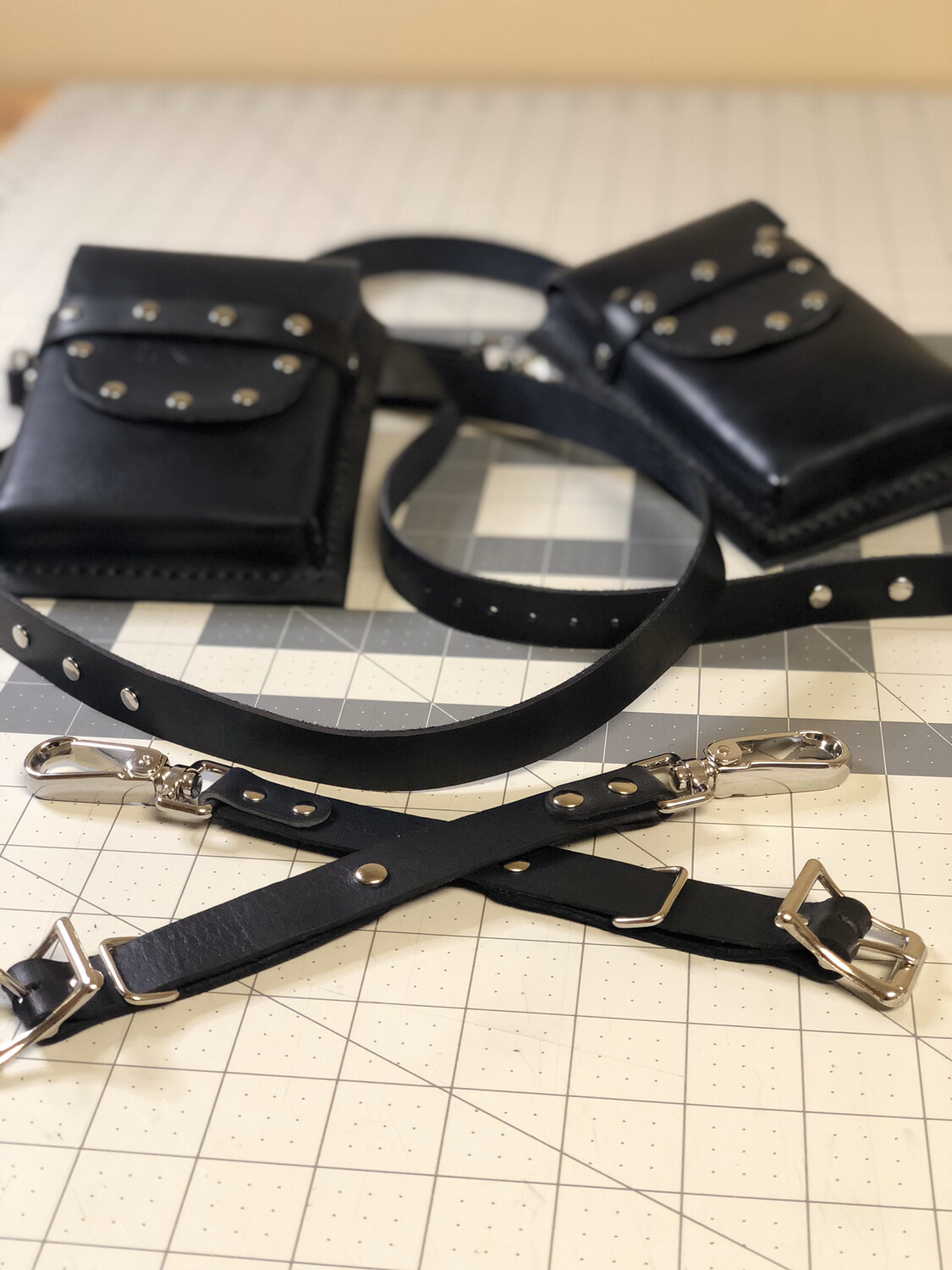 Black &amp; Chrome Dbl/CO Traveling Holster (In Stock)