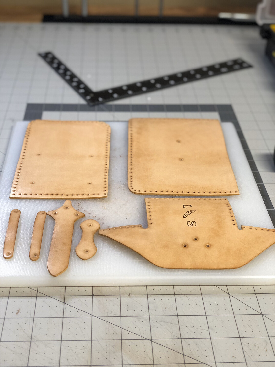 Ammo pouch (handmade)