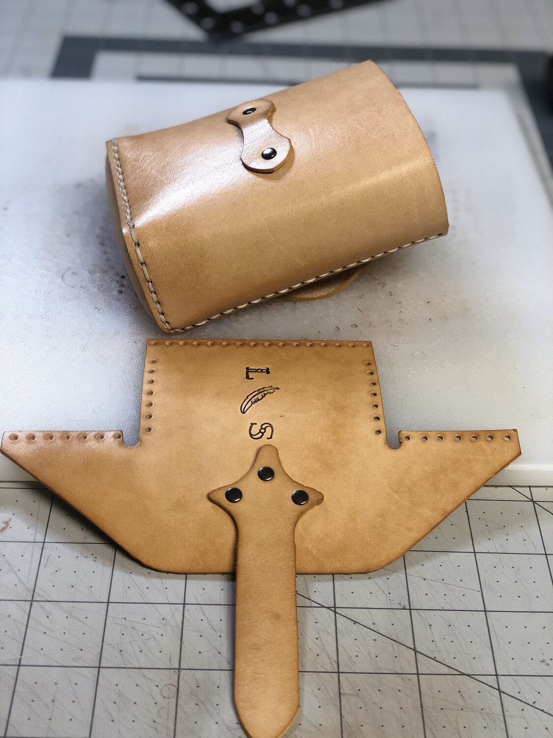 Ammo pouch (handmade)