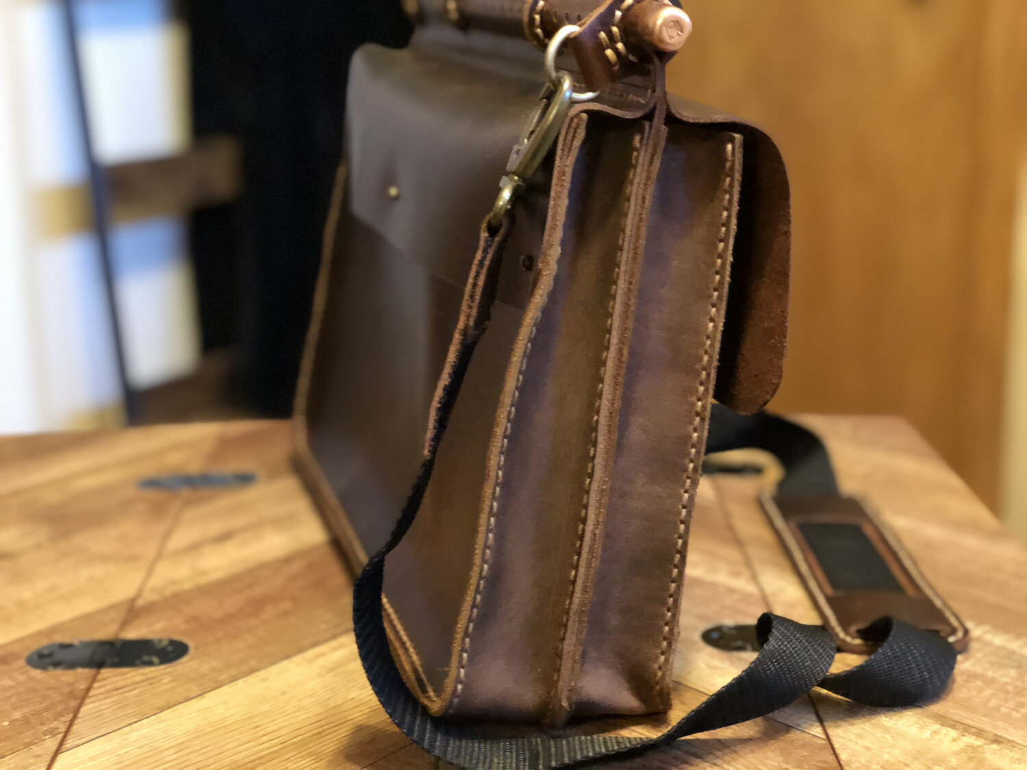 Próximo Thrice Briefcase 