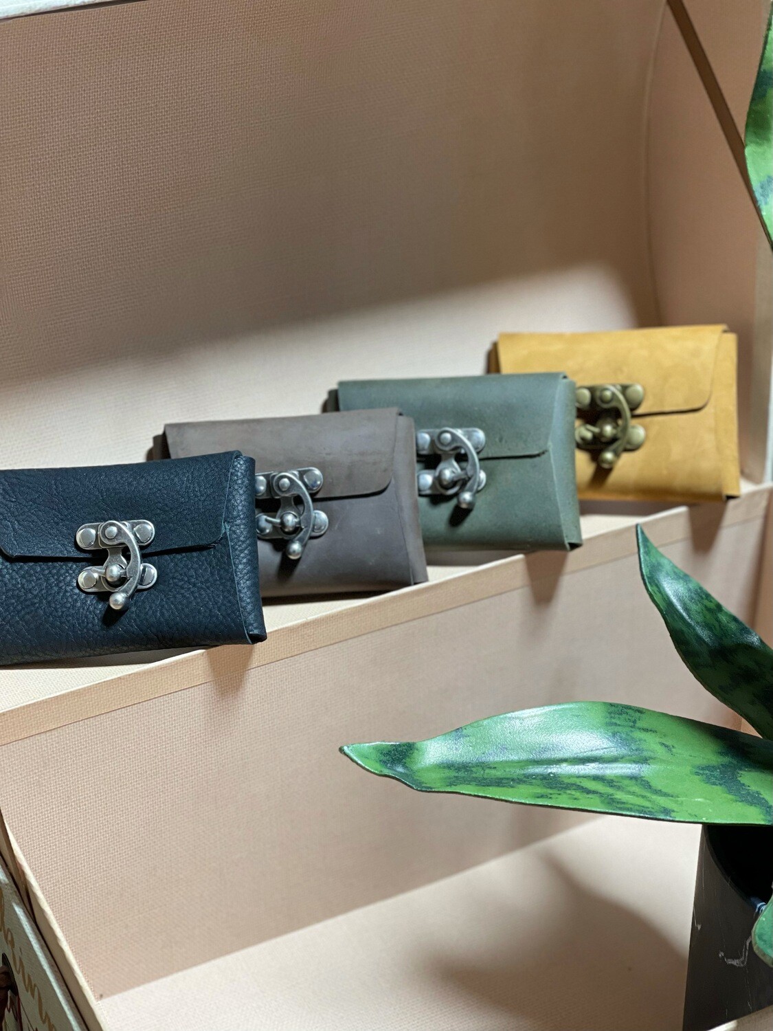 CLASP CARD HOLDER LEATHER PATTERN.PDF