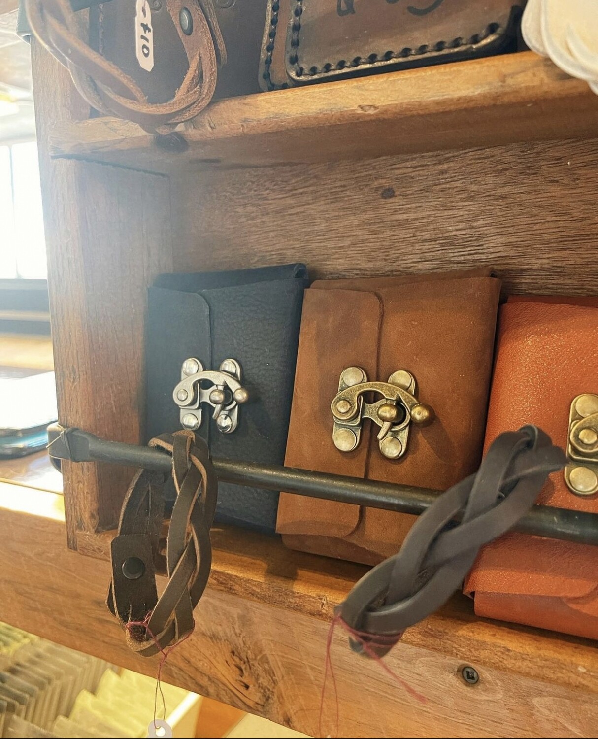 CLASP CARD HOLDER (25% Off) LEATHER PATTERN.SVG.VECTOR.PDF FILES