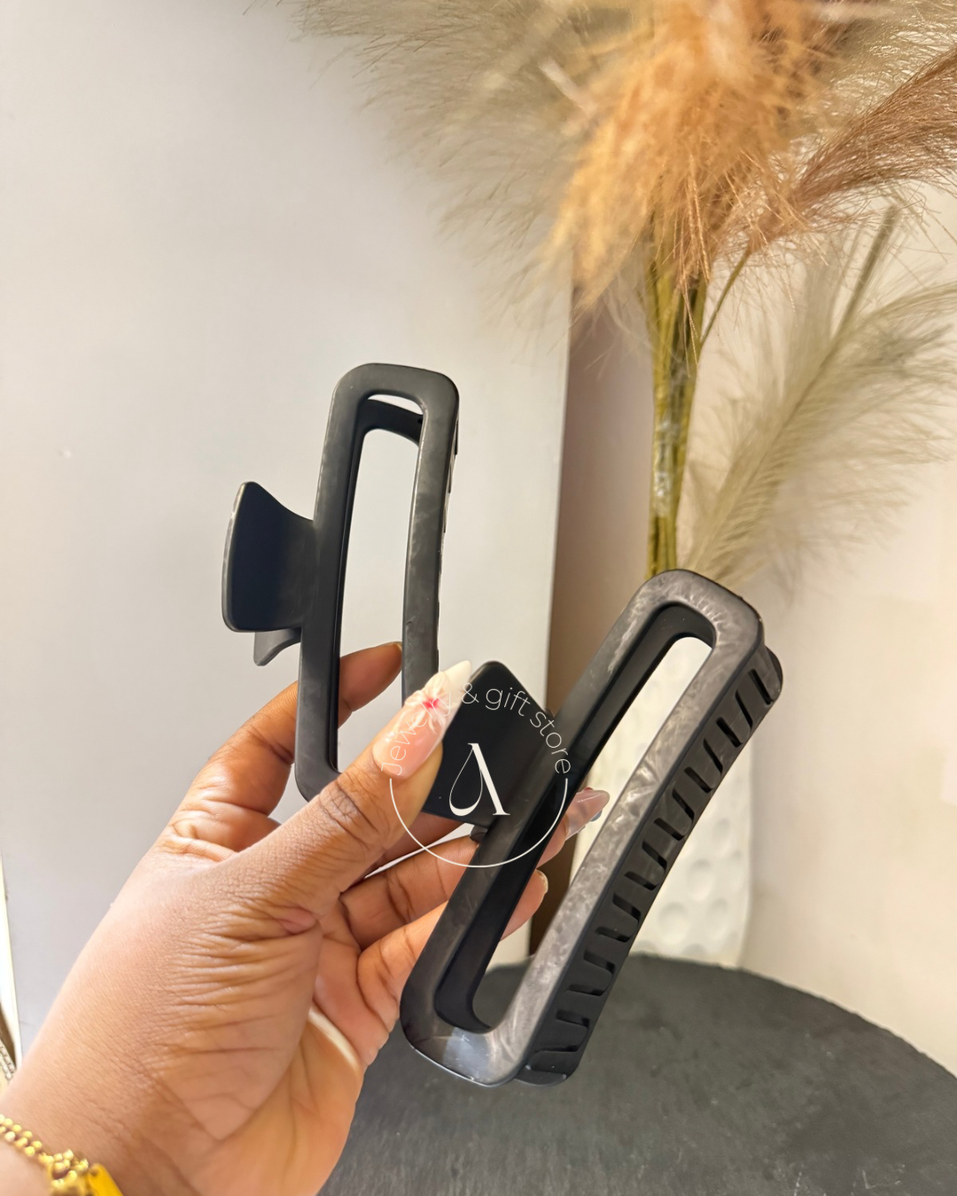 Claw Clip