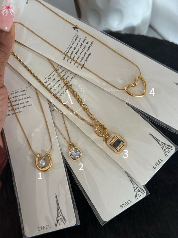 Dainty Lux Necklace