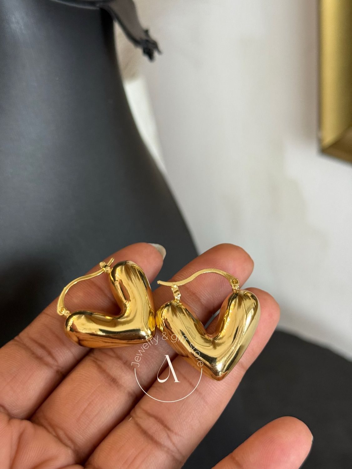 Tina Earring