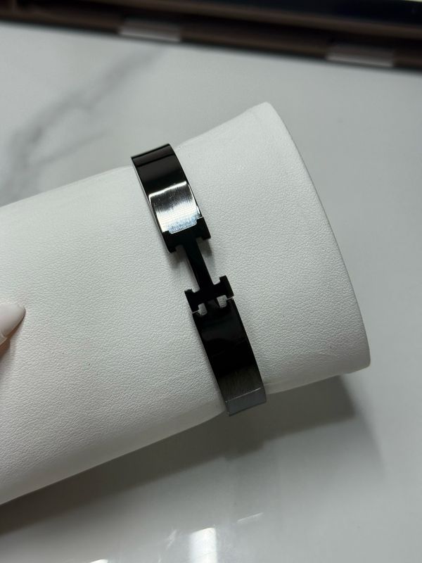Black Hermes Bangle