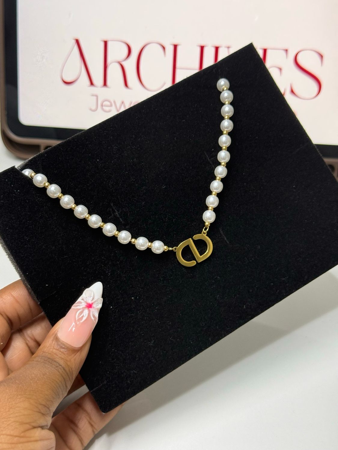 Prisy Pearl Necklace