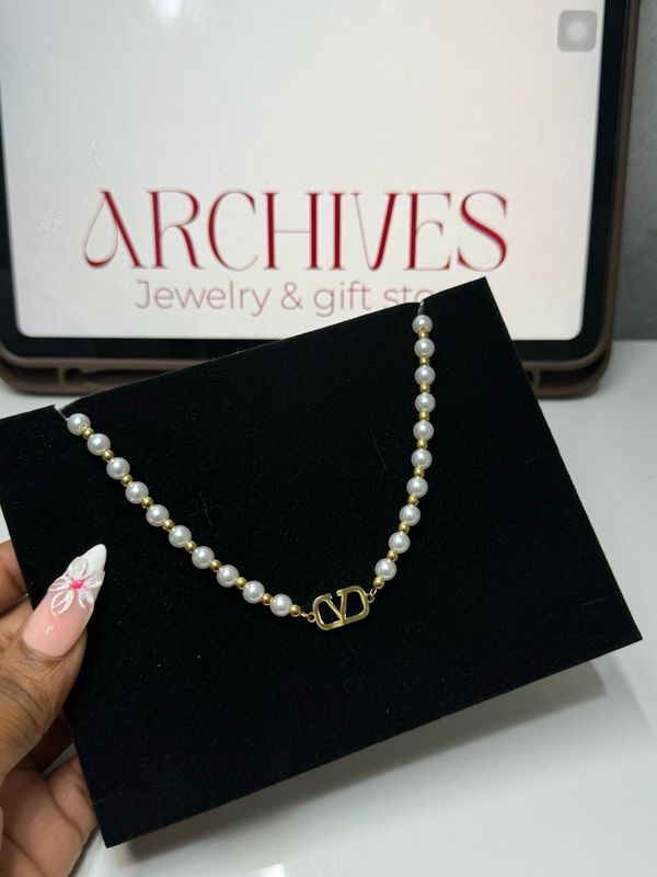 Priscy Pearl Necklace