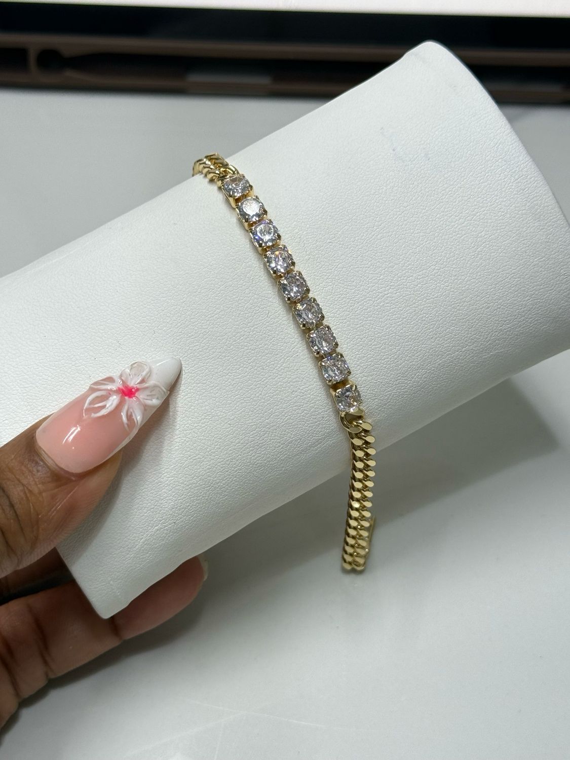 Lia Crystal Bracelet