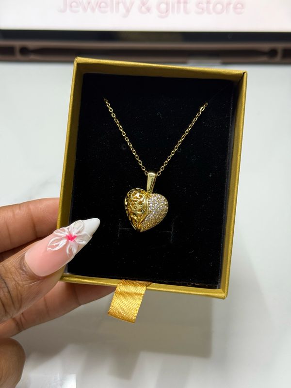 Hazel Necklace