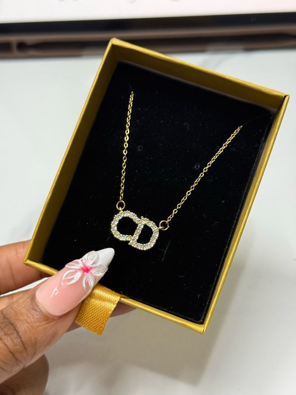 Hazel Necklace