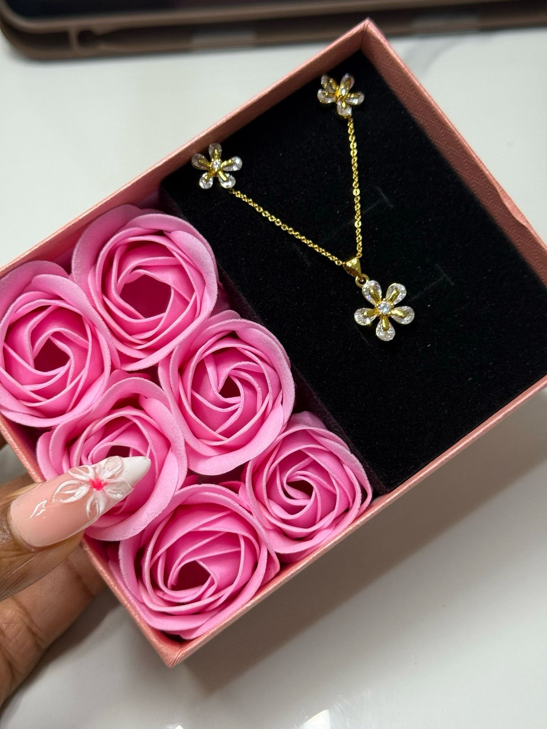 Eva Preserved Rose Box