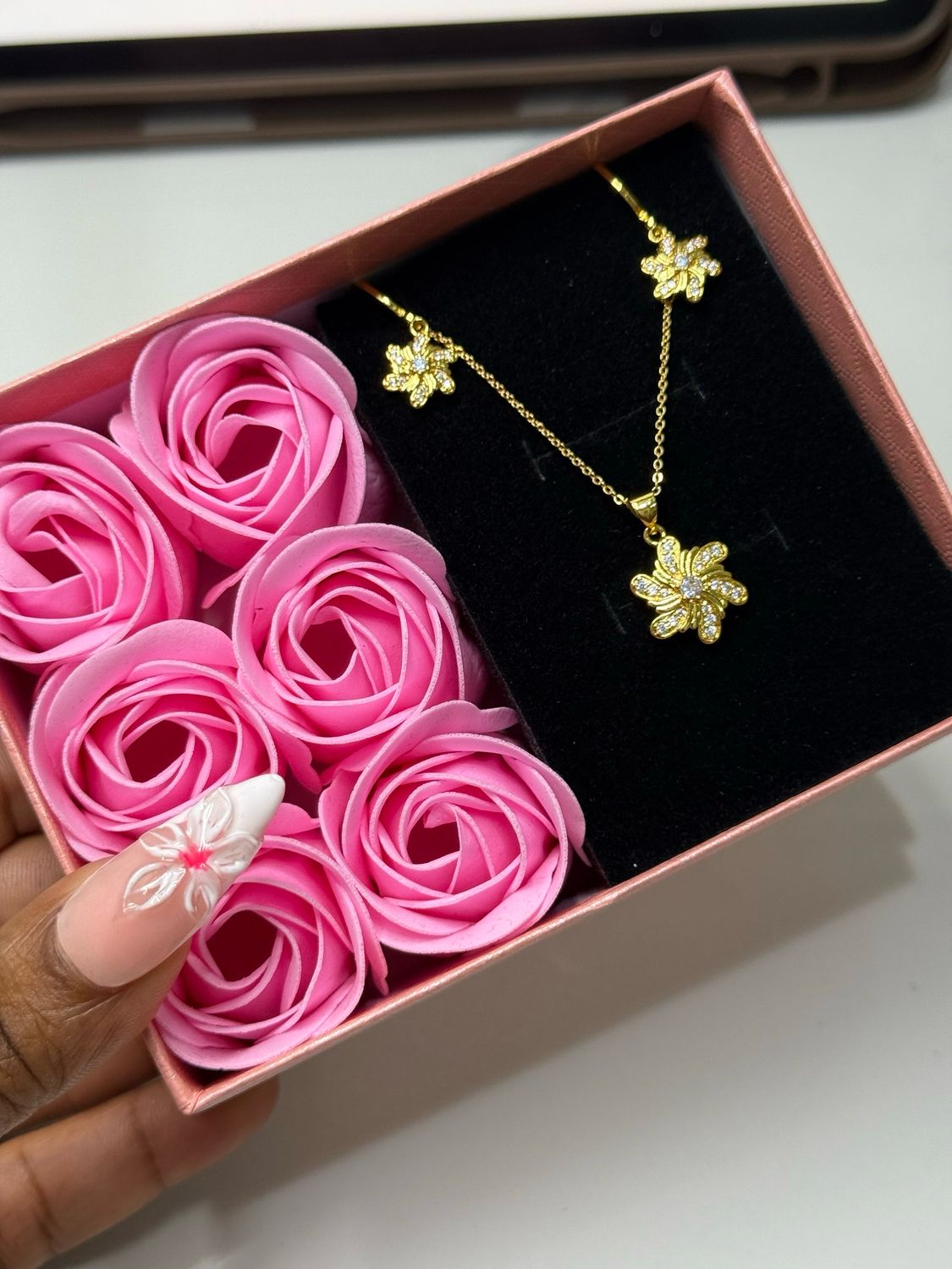 Eva Preserved Rose Box