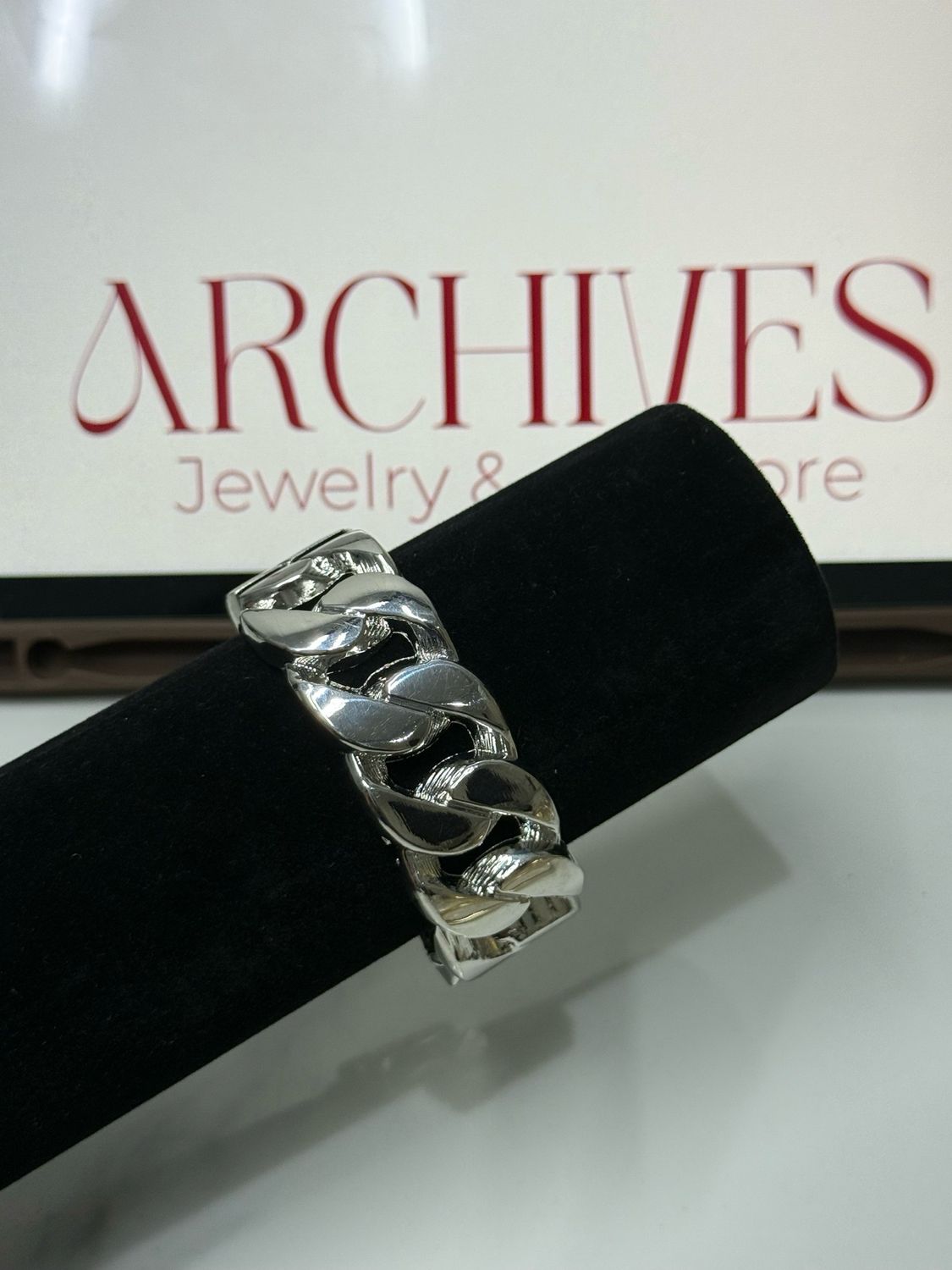 Ema Bold Bangle