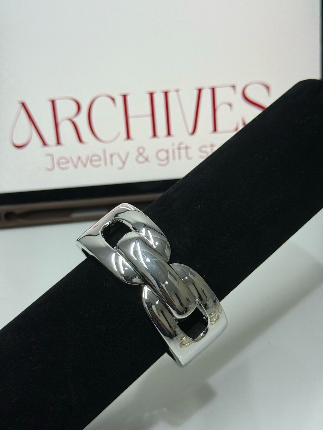 Ema Bold Bangle