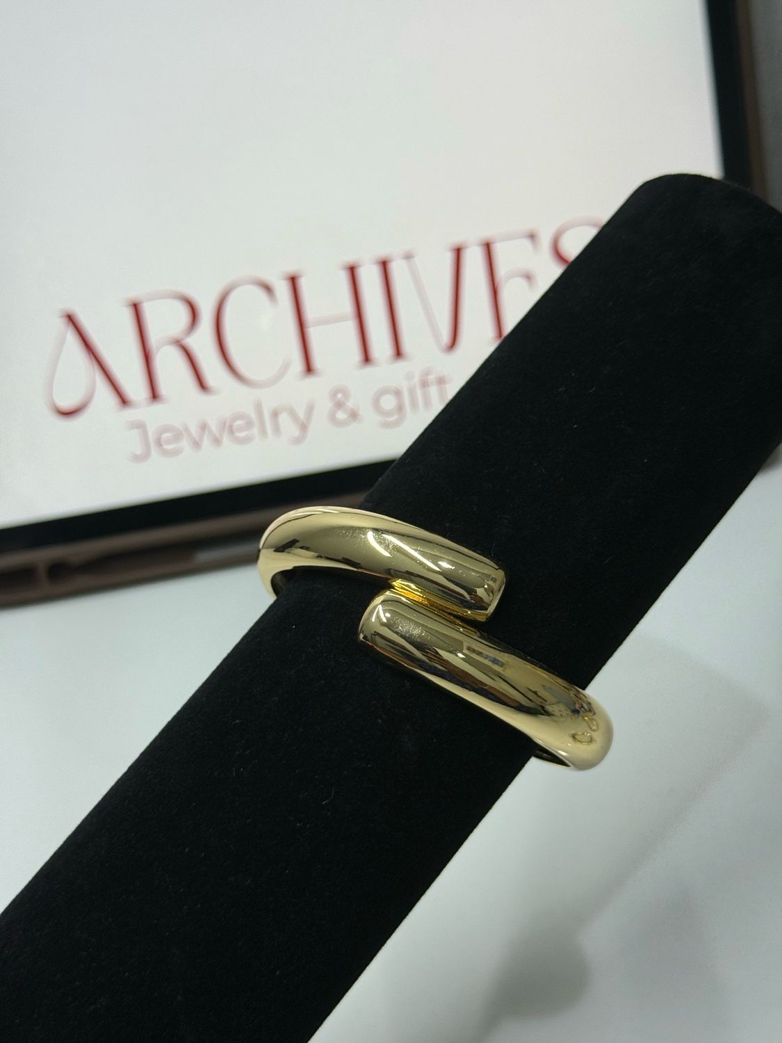 Ema Bold Bangle