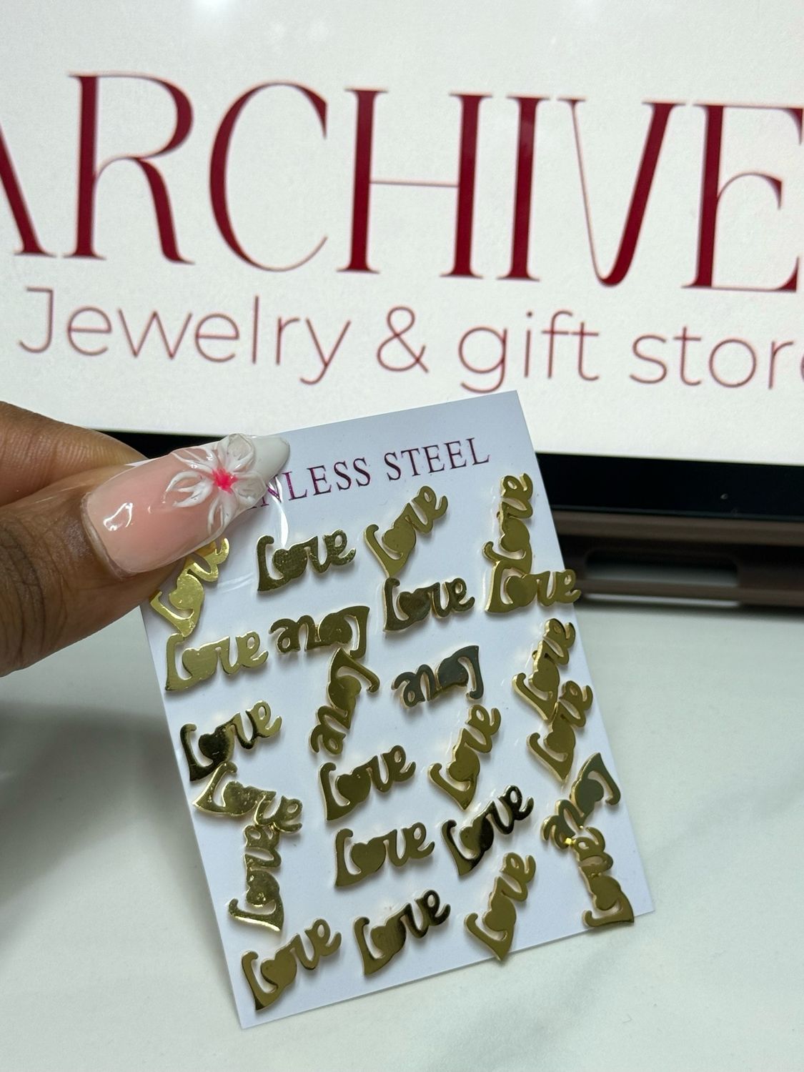 Cora Stud Earrings