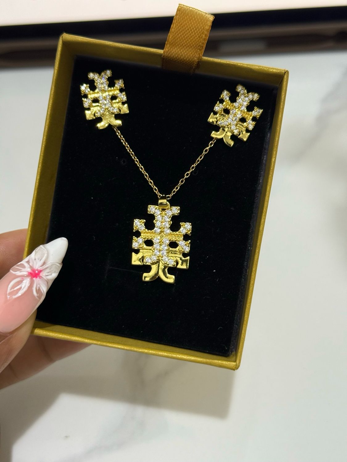 Nina Necklace