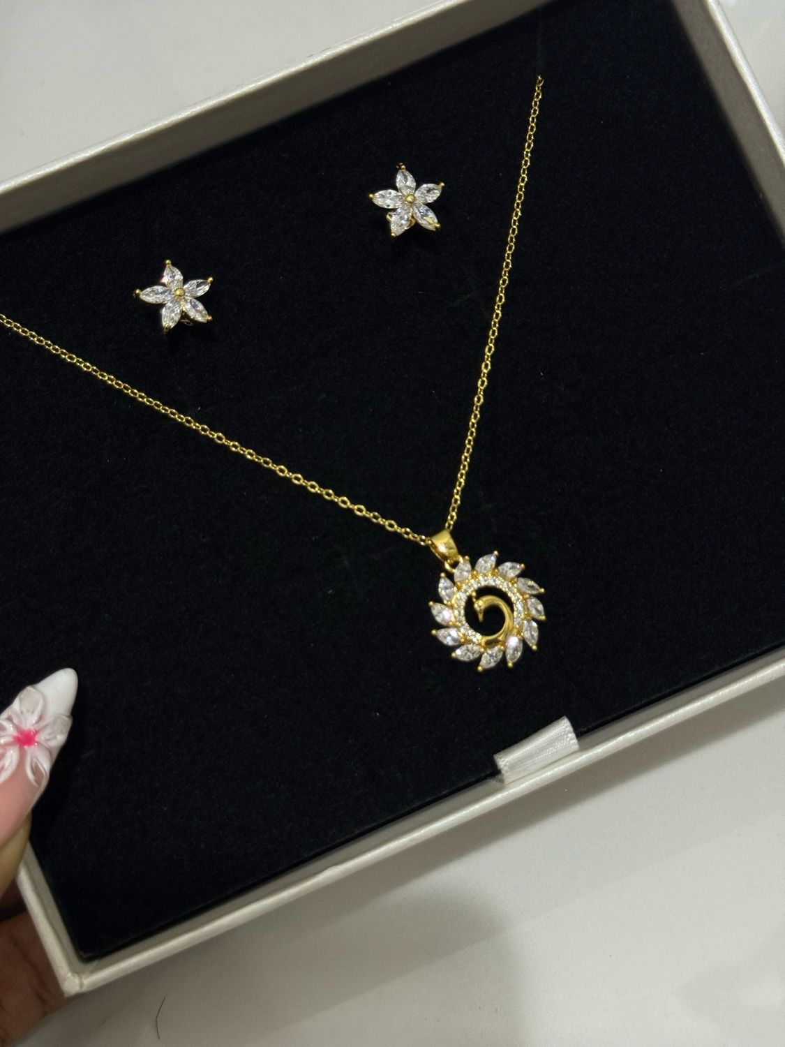 Nina Necklace