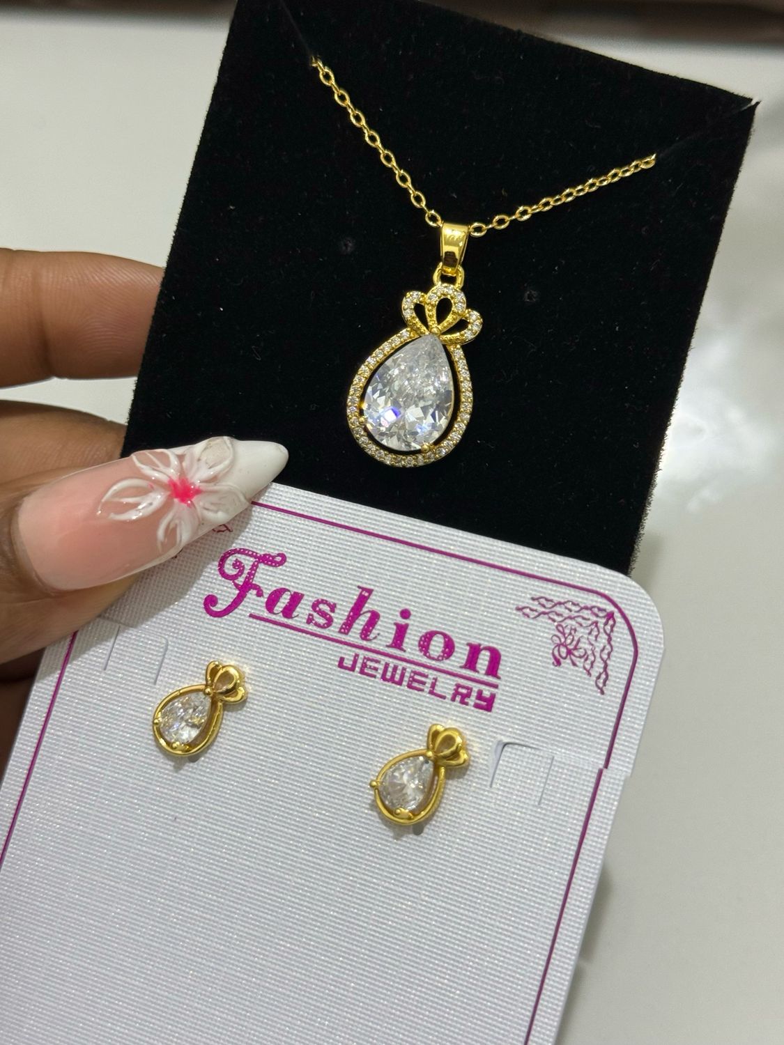 Nina Necklace