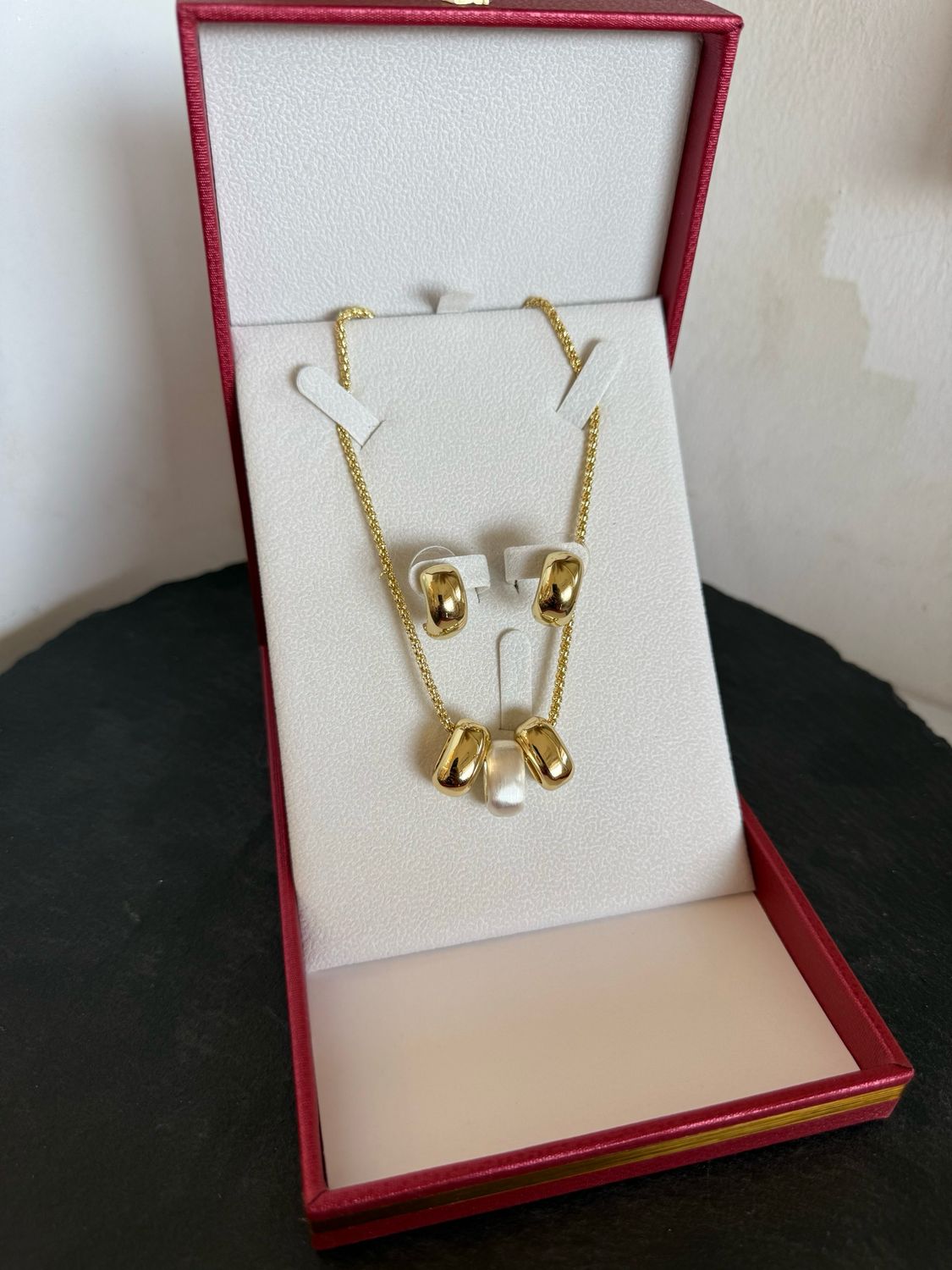Nois Necklace Set