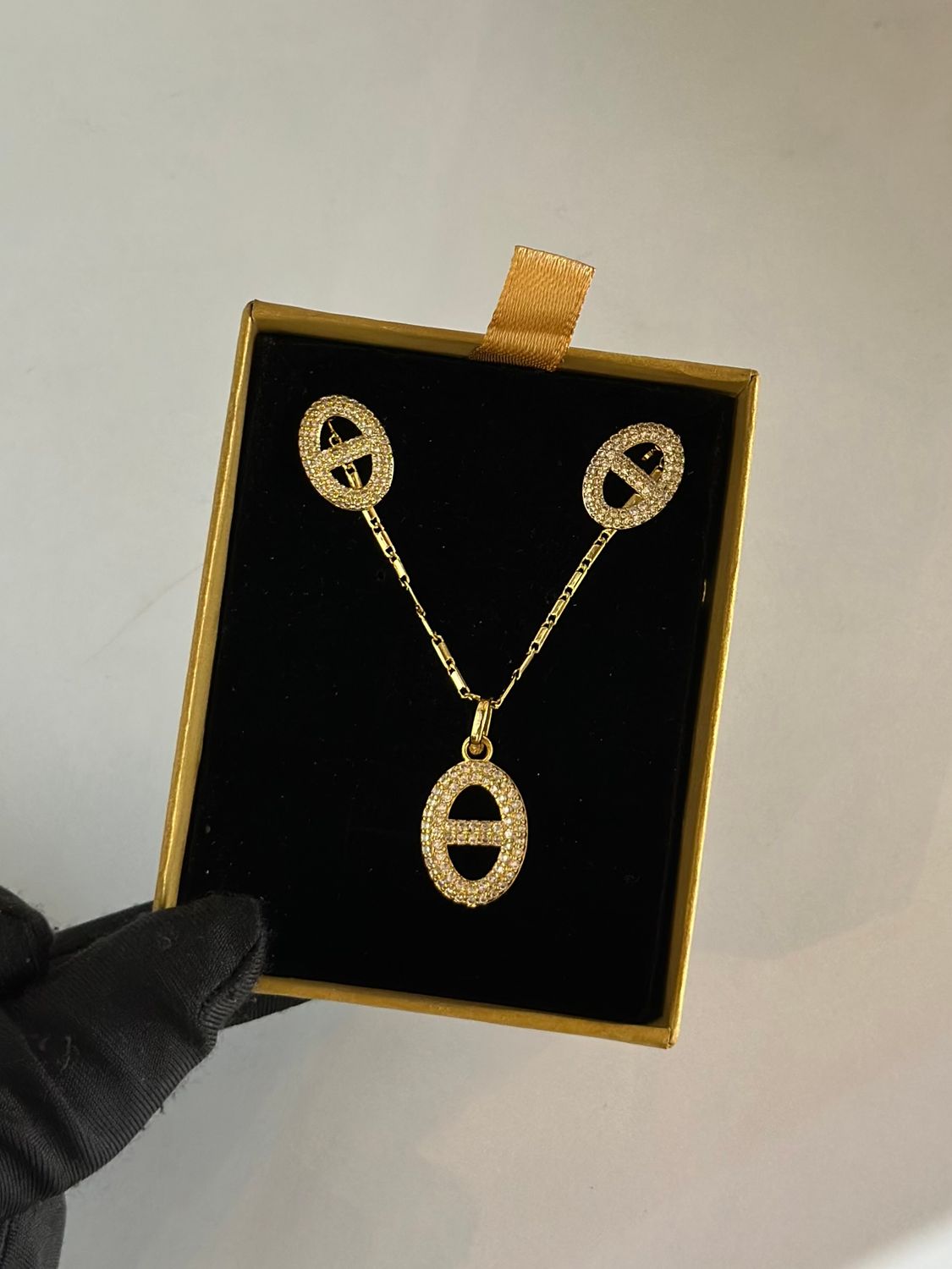 English Gold Necklace
