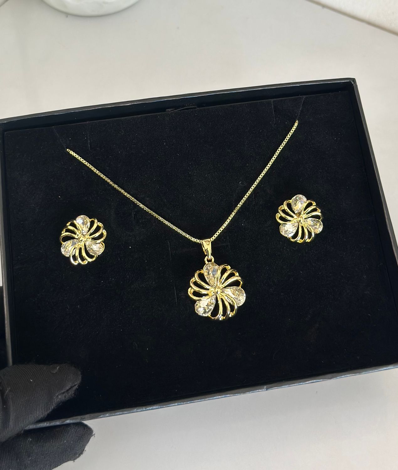 Nois necklace