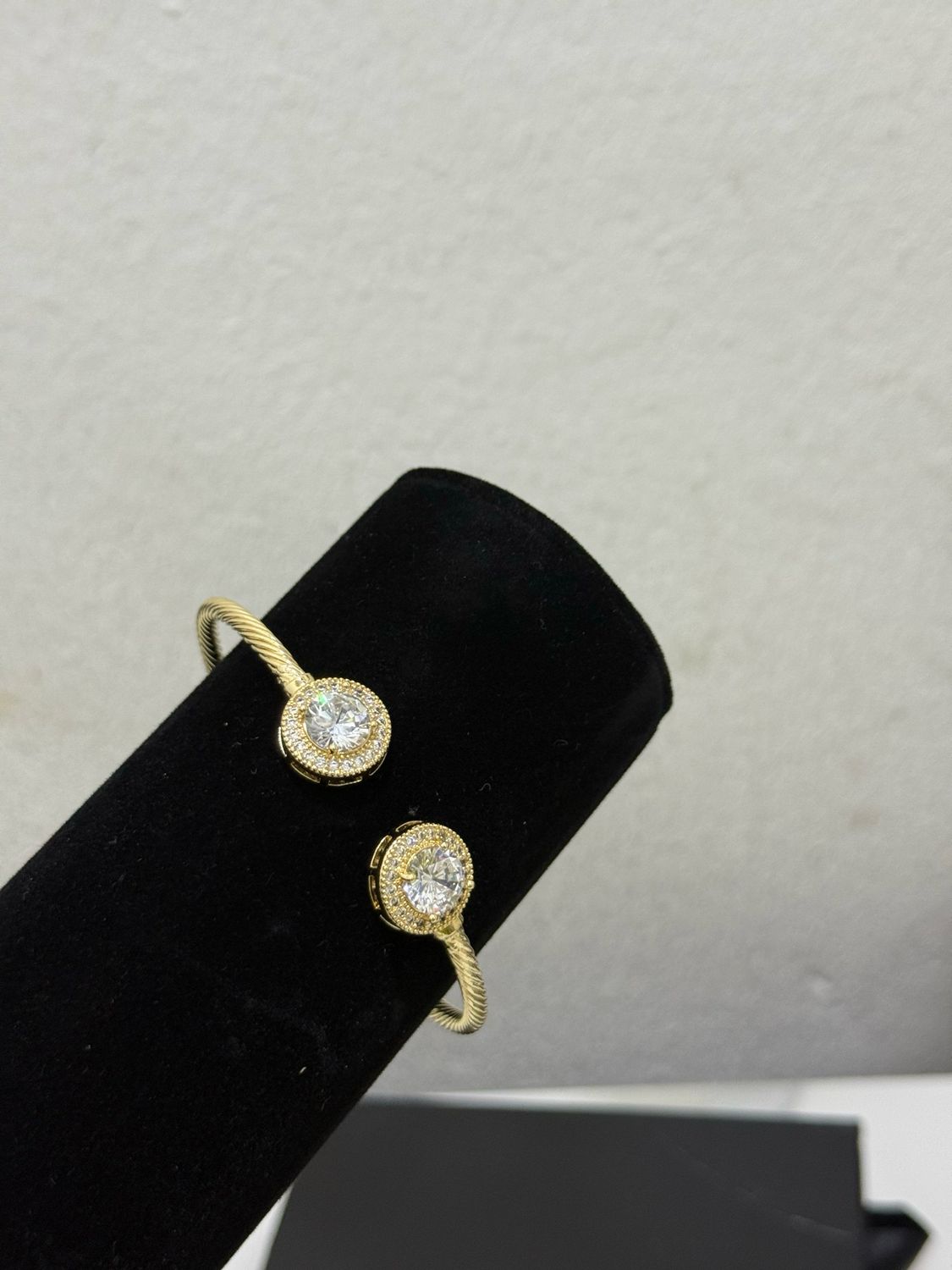 Genesis Bangle