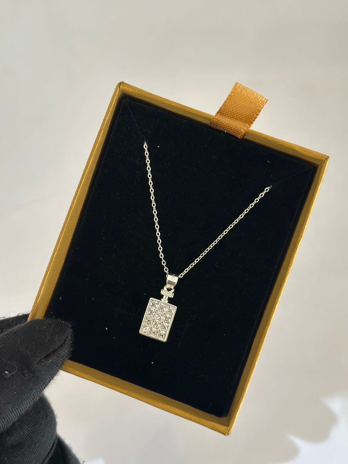Elana necklace