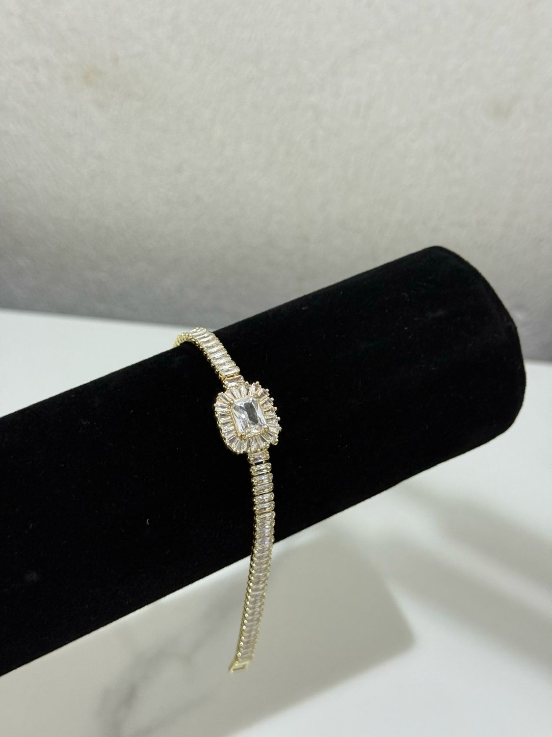 Ria Crystal Bracelet