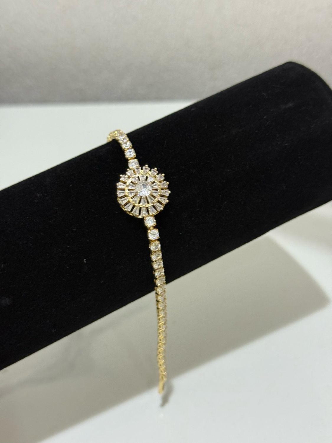 Ria Crystal Bracelet