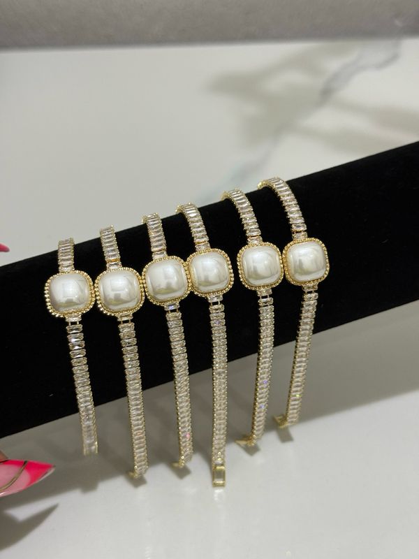 Ria Crystal Bracelet