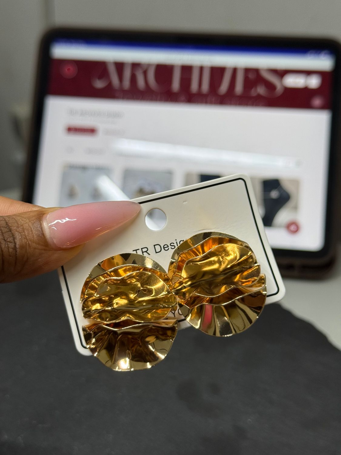 S 1 statement earrings